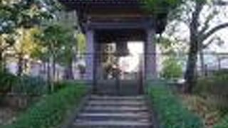 中国仏教とから寄贈された鐘です