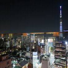 テラス席に案内していただきました…「うぉ～」