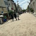 軽井沢銀座を車でゆっくり通って美智子妃殿下がテニスしたコートを見ながら帰りました