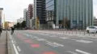 普通の大きな通り