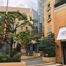 エリアの中心あたりで