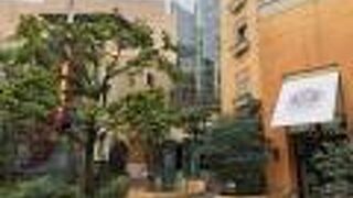 川崎駅前の複合商業施設