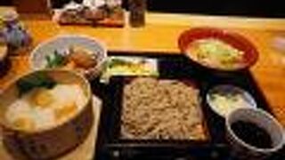 手ごろなランチで小布施の名物を堪能