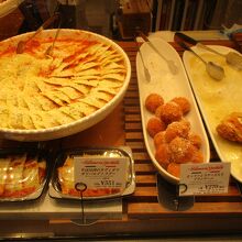 美味しいイタリアンデリがいっぱいのガリバルディ