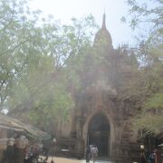 バガンのなかでも大きい寺院