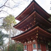訪れる方も少ない浄瑠璃寺には浄土式庭園と吉祥天女像があります。