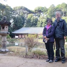 西方浄土を表す九体の阿弥陀像が安餡される本堂があります。