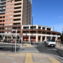 駅前の風景