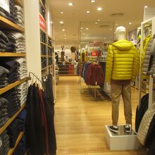 ユニクロ (セントラルワールド店)