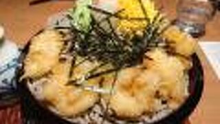 プリプリの海老天が乗った贅沢なお蕎麦