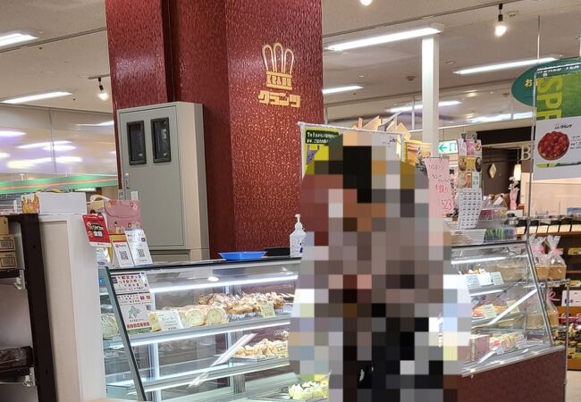 ケーキも食べてみたい