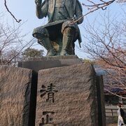 名古屋城に続き、熊本城でも出会う。