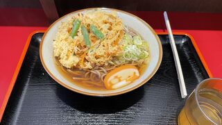 かまぼこも立山そば