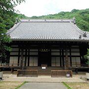 町並み保存地区の奥にある寺院