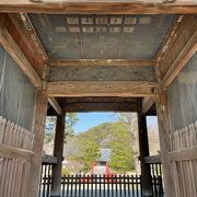 池もあって雰囲気のいいお寺