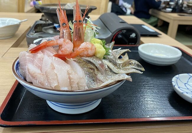 氷見浜丼はんさ盛り