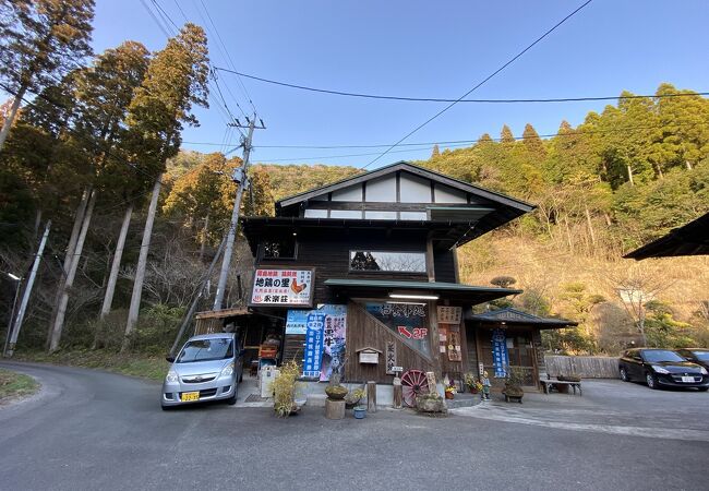 こんな山奥に本当にあるの？って不安だっだが美味しい肉にありつけました