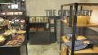 イートインスペースが広い