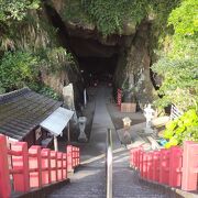 日南海岸すくそばにある神社