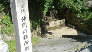 ここだけ別世界感を楽しむ！　～　仲間樋川・仲間の拝所群