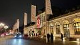 フェストシュピールハウス（祝祭歌劇場）