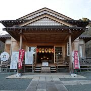 ひっそりとした神社