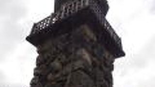 明治初期の人物の銅像が目につく