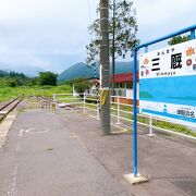 津軽半島最北端の駅!　無人駅で1日の列車発着は6本のみ!