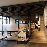 朝食レストラン。