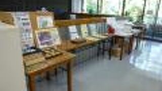 ２階には環境学習情報センターがあります