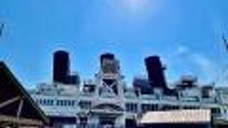 自撮り撮影隊で大混雑しています