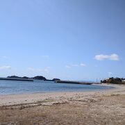 綺麗に整備された日間賀島の海水浴場です。