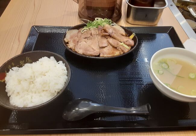 ランチにチャーシュー