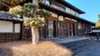 江戸から明治にかけての古い街並みの残る戸次の街並み