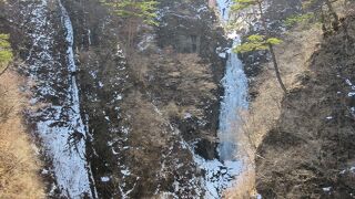 不動大橋から氷瀑を見ることができました