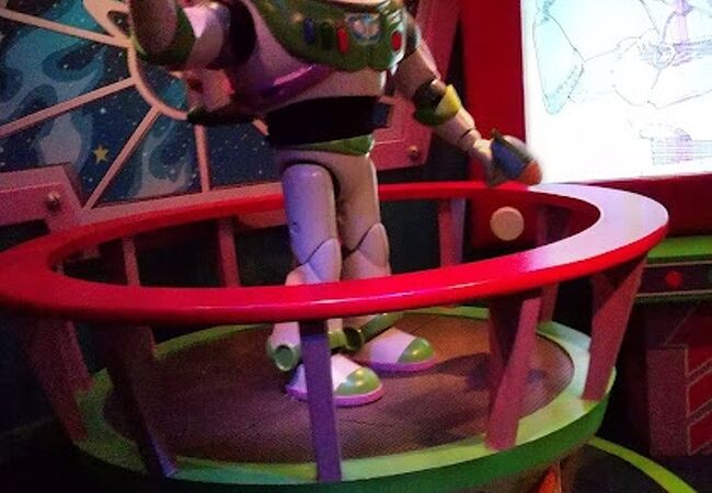 バズライトイヤーのアストロブラスター クチコミ アクセス 営業時間 東京ディズニーリゾート フォートラベル