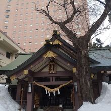 三吉神社とビューホテル