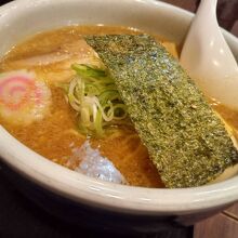 醤油らーめん大盛り