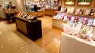 カウンター席にて