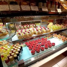 京橋千疋屋 大丸東京B1ショップ