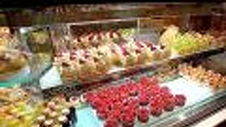 老舗のフルーツ専門店