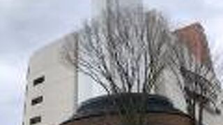 カジュアルなモール