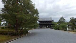 コロナの外出制限解除で真っ先に出かけた仁和寺