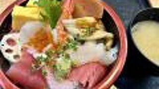 綺麗なお店ですがお値段は庶民的です