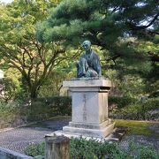 友禅染の始祖宮崎友禅を記念して作られた昭和の庭園