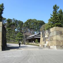 隙間のない石垣が美しい