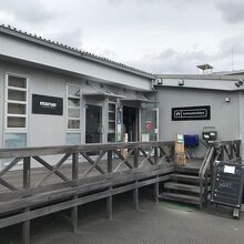 小さいけど商品豊富なショップ