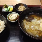 かやく定食温かい蕎麦で