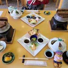 夕食はコース料理