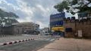 交通量がそれなりにあります